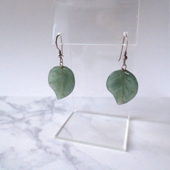 Beautiful Handmade Sterling Silver and Aventurine Gemstone Carved Leaf Earrings - Picture 4 of 6